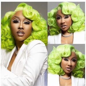 Green Short Curly Wig with Bangs